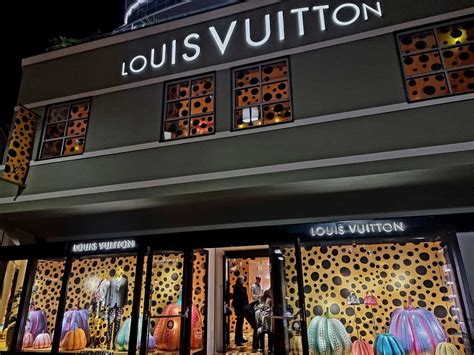 sede louis vuitton|louis vuitton catalogo.